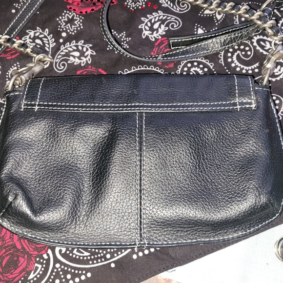 Harley-Davidson Black Crossbody Bag with Silver Chain - Picture 8 of 12
